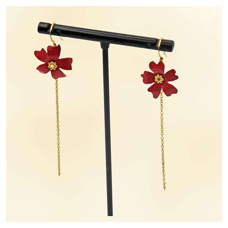 Pendants une fleur en papier