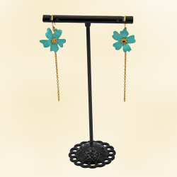 Pendants une fleur en papier